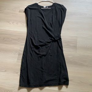 Black dress with a side scrunch